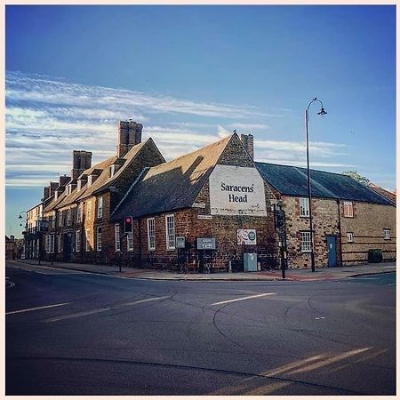 Saracens Head Hotel By Greene King Inns トウスター エクステリア 写真
