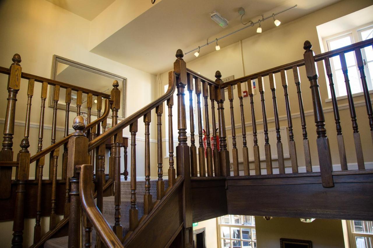 Saracens Head Hotel By Greene King Inns トウスター エクステリア 写真