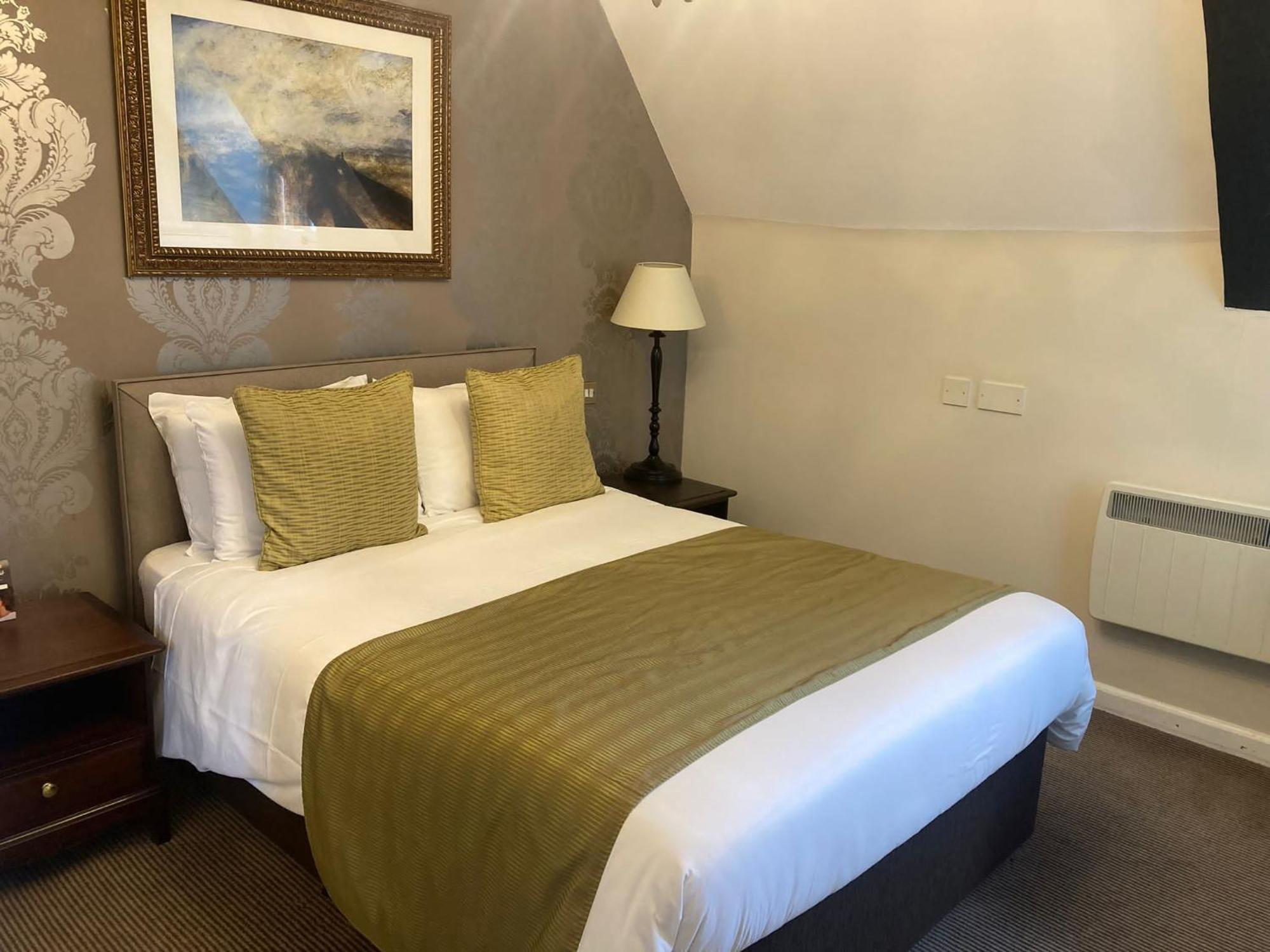 Saracens Head Hotel By Greene King Inns トウスター エクステリア 写真