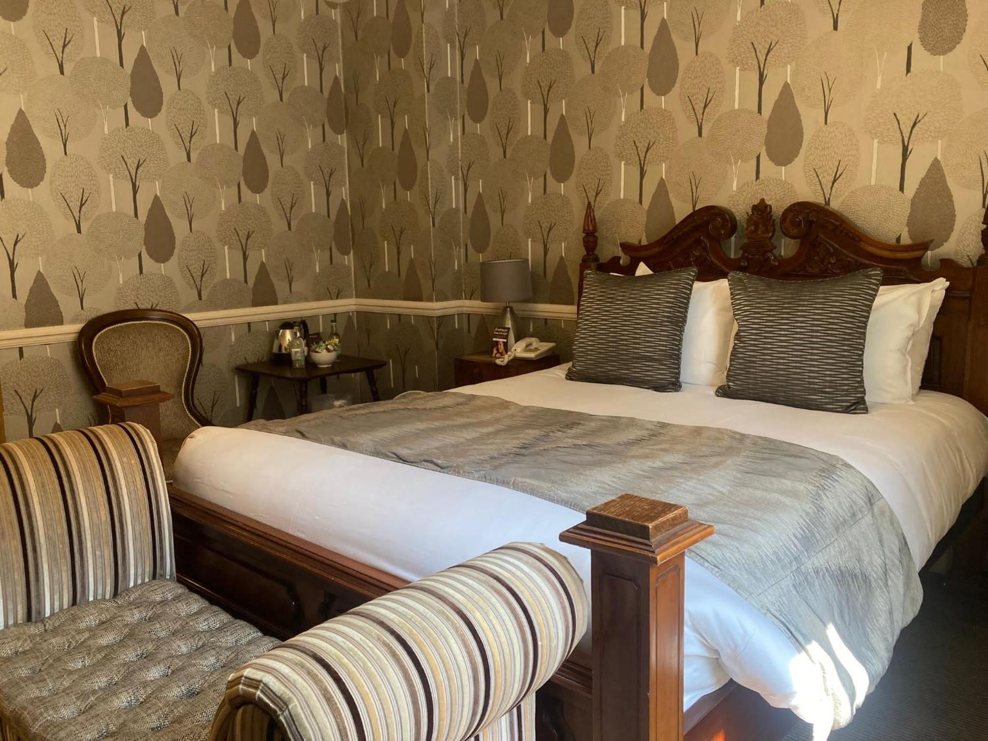 Saracens Head Hotel By Greene King Inns トウスター エクステリア 写真