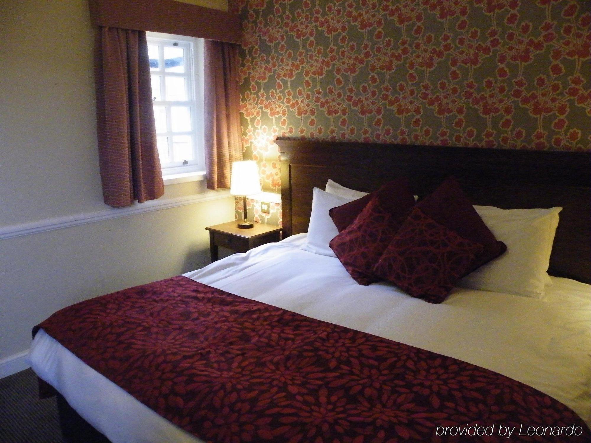 Saracens Head Hotel By Greene King Inns トウスター エクステリア 写真
